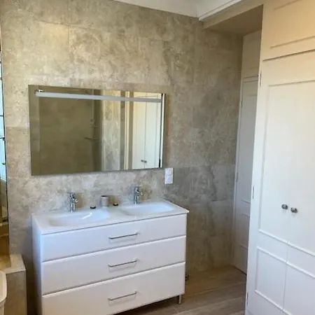 Les Orchidees Et Les Marguerites Apartament *